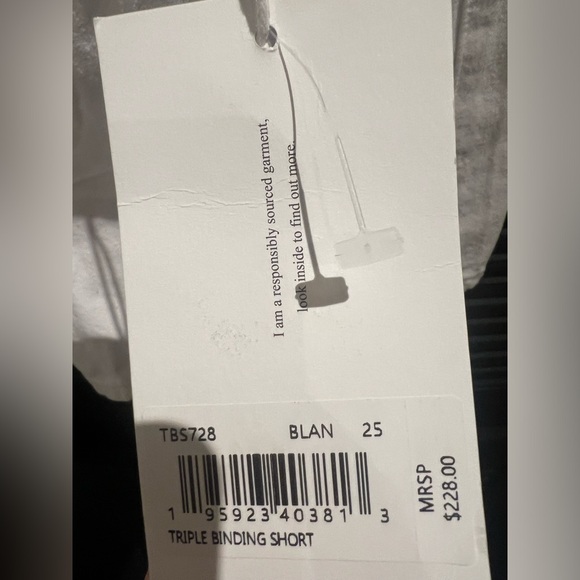 NWT Frame White Denim Triple Binding Shorts - Picture 3 of 7